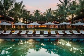 Why Online Hotel Booking is Changing the Way We Travel