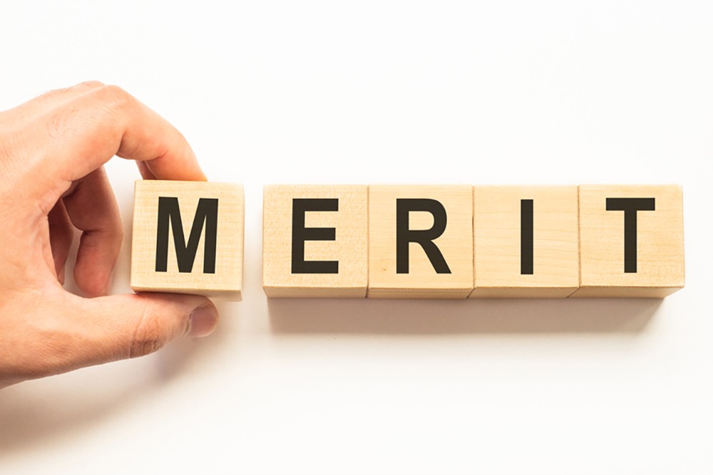 Merits and De-Merits of Online Education