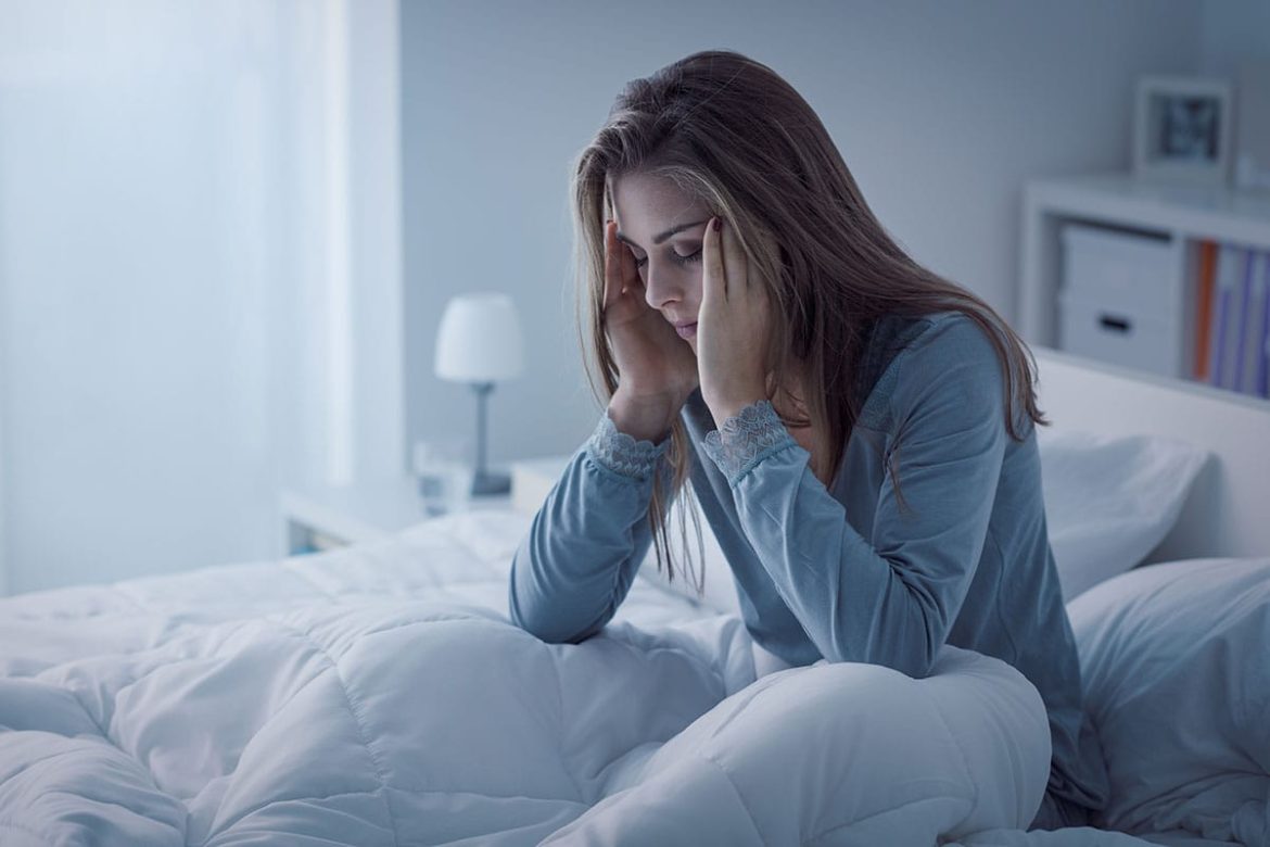 Insomnia Symptoms: The Impact on Your Physical and Mental Health